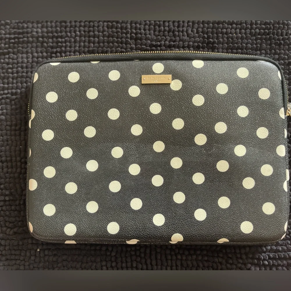 Kate spade laptop sleeve